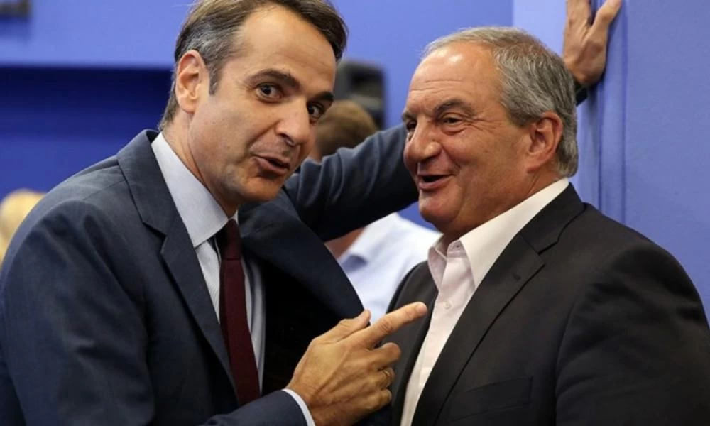 Μητσοτάκης και Καραμανλής δείπνησαν παρέα: Mαζί τους οι σύζυγοί τους